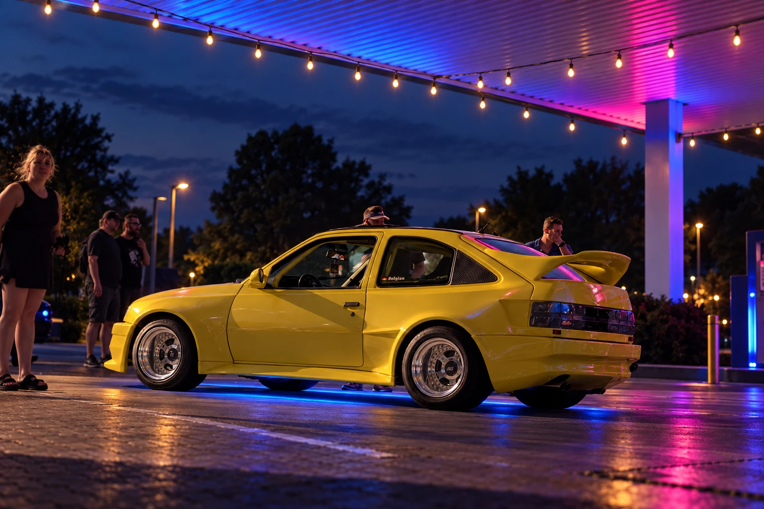 Gelbes Coupé